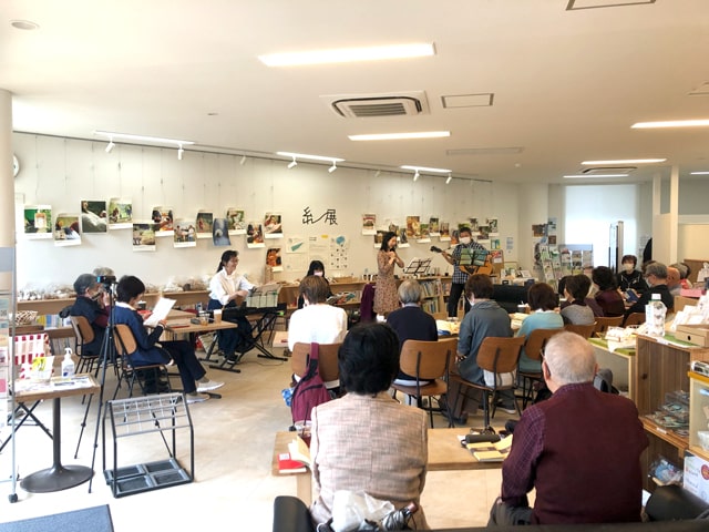 歌声喫茶の画像