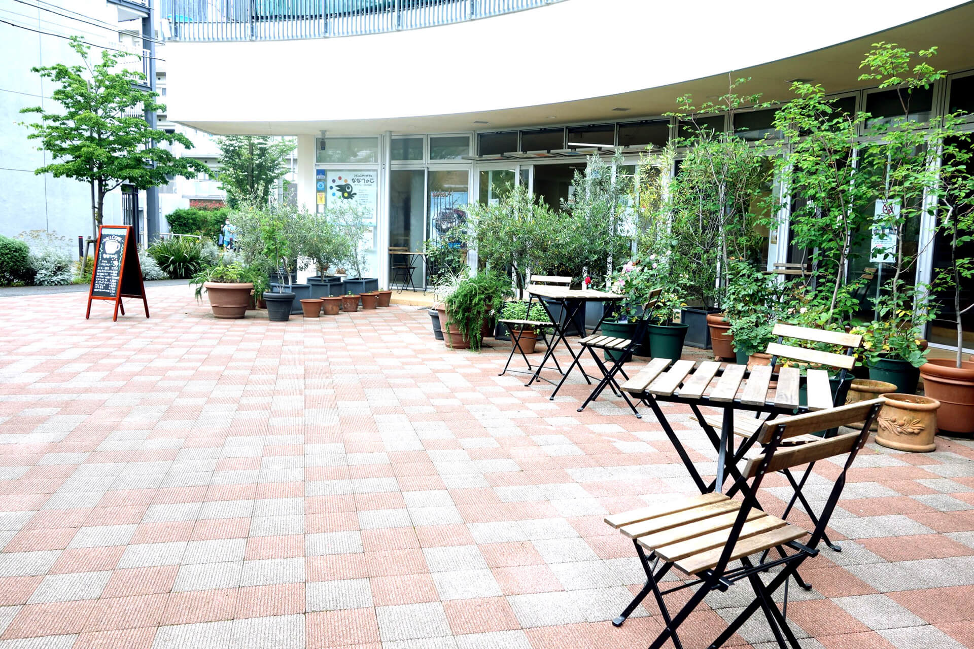 ななつのこ外観写真